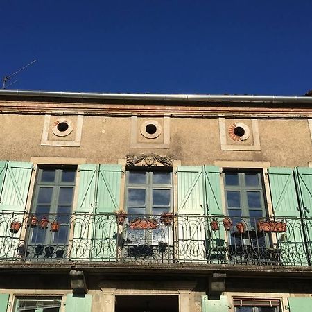 Appartement De 75 M2 Dans Maison Familiale Saint-Antonin-Noble-Val Luaran gambar