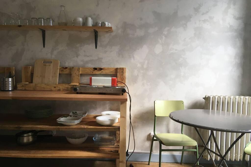 Appartement De 75 M2 Dans Maison Familiale Saint-Antonin-Noble-Val Luaran gambar