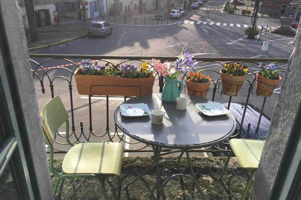 Appartement De 75 M2 Dans Maison Familiale Saint-Antonin-Noble-Val Luaran gambar